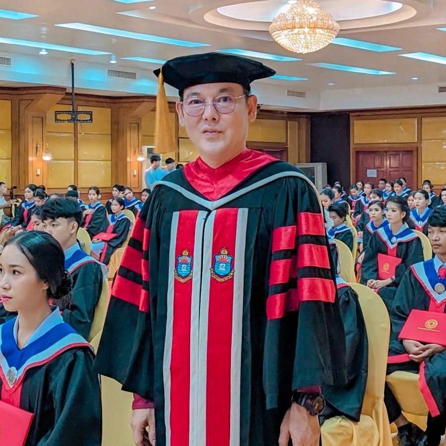 ดร.สุริยา สว่างแก้ว ผู้รับใบอนุญาตจังหวัดอุบลราชธานี